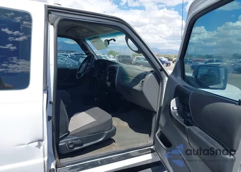 2011 Ford Ranger Xlt from USA, damaged, VIN 1FTLR4EE9BPA71948